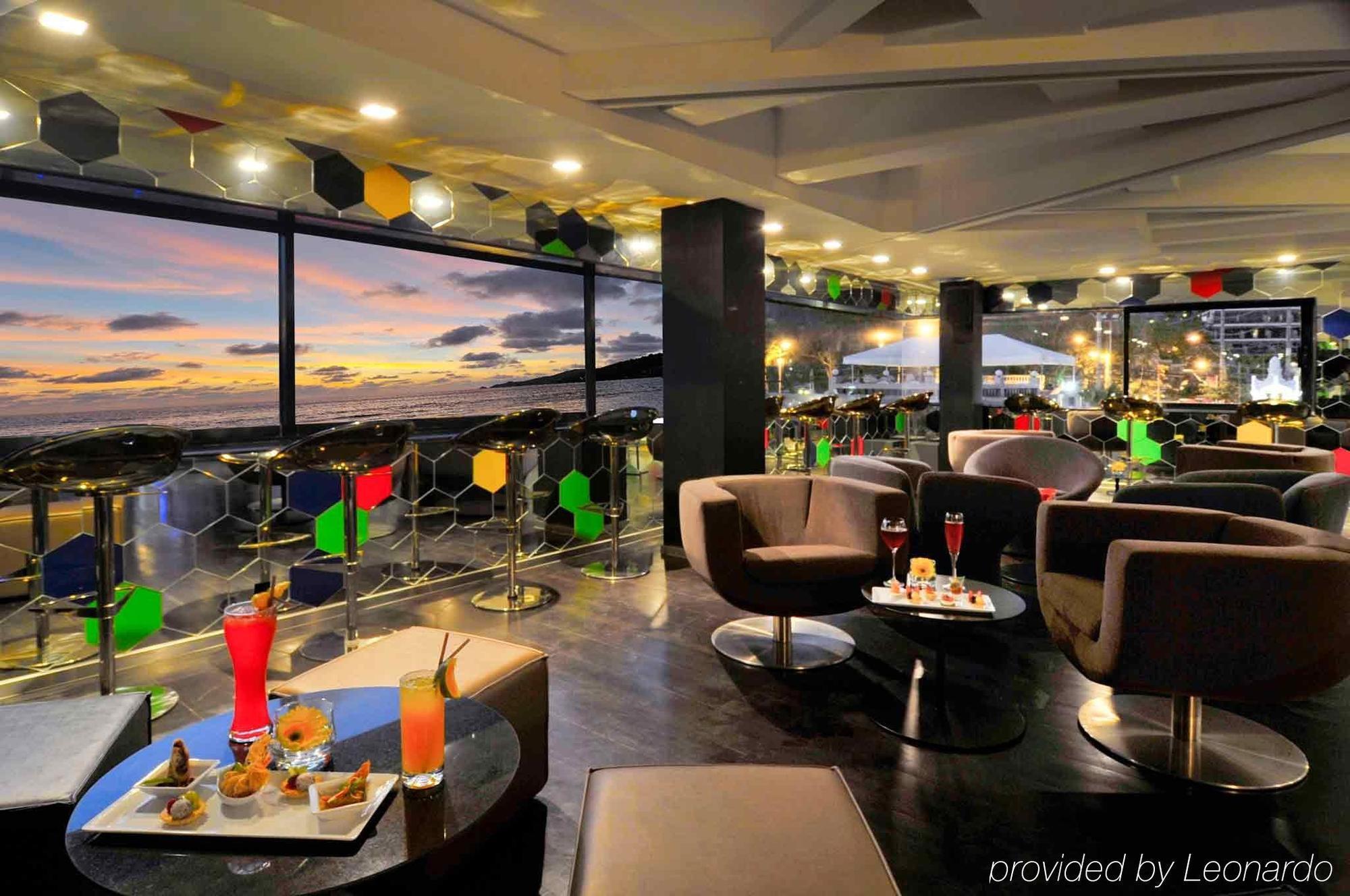 B - Lay Tong Resort Phuket Restaurant foto