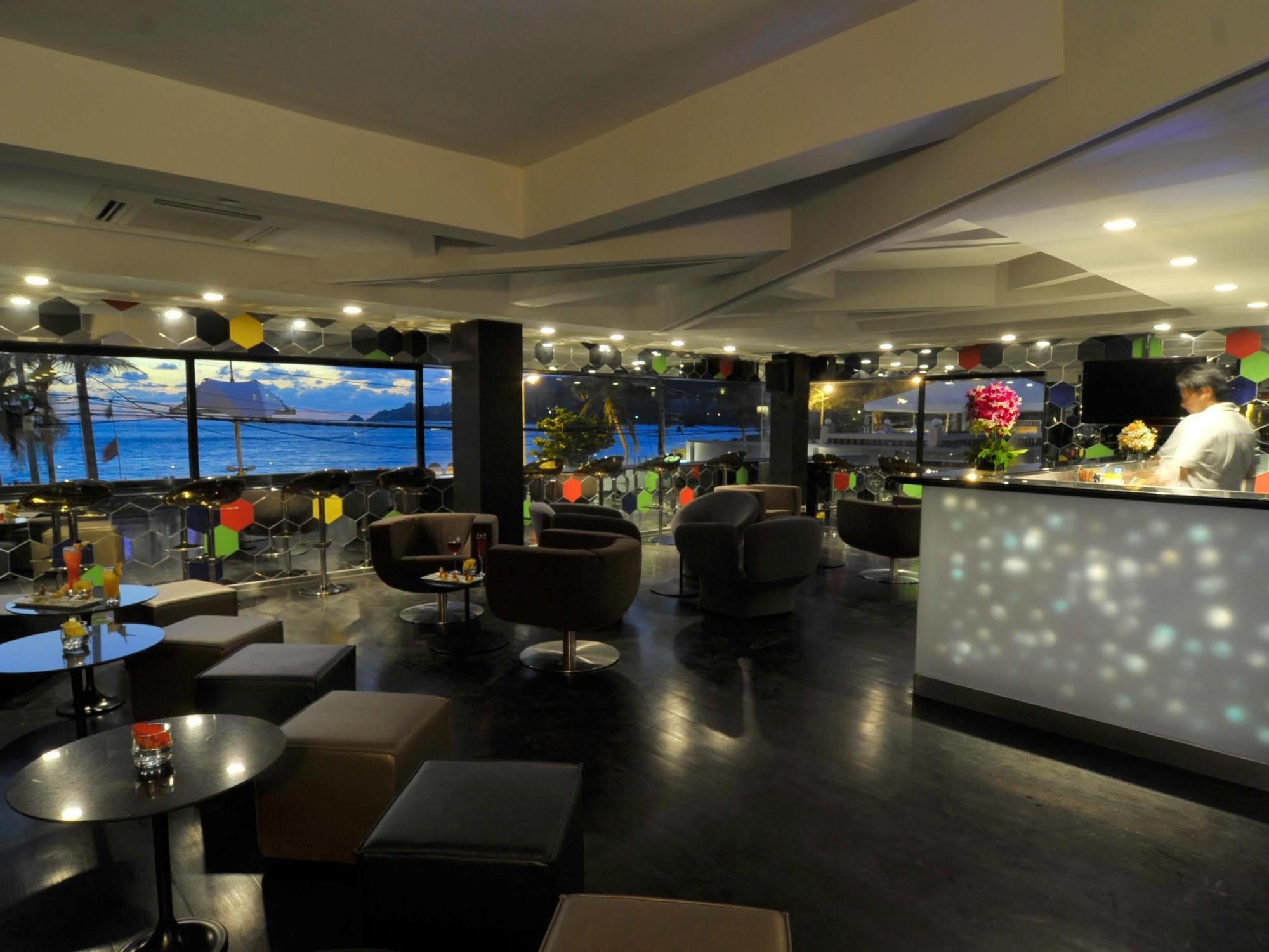 B - Lay Tong Resort Phuket Exterior foto
