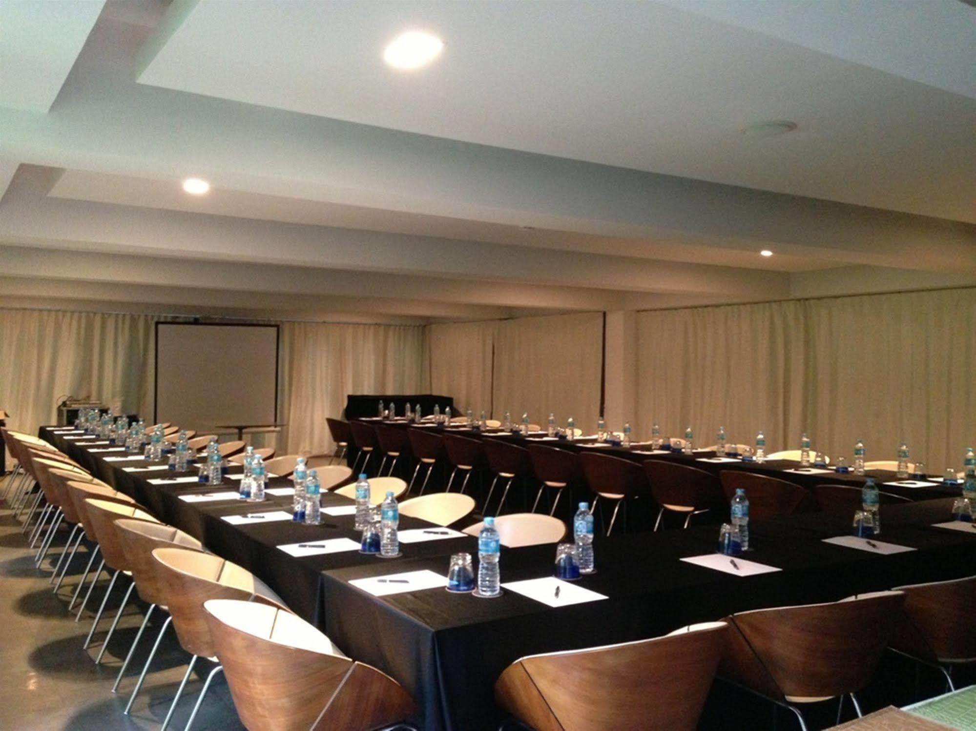 B - Lay Tong Resort Phuket Exterior foto